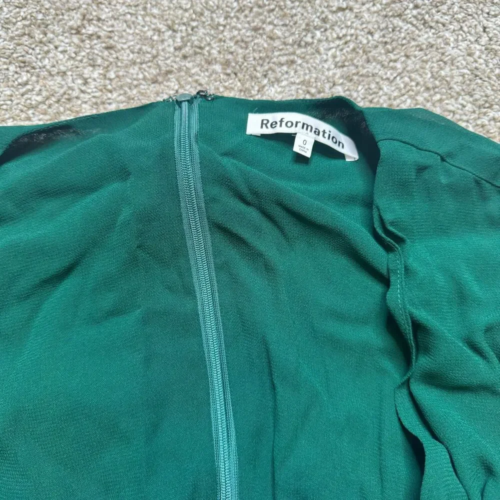 NWT Reformation Breanna Gathered Waist V Neck Flowy Dress in Emerald Green Sz 0 - Picture 3 of 6